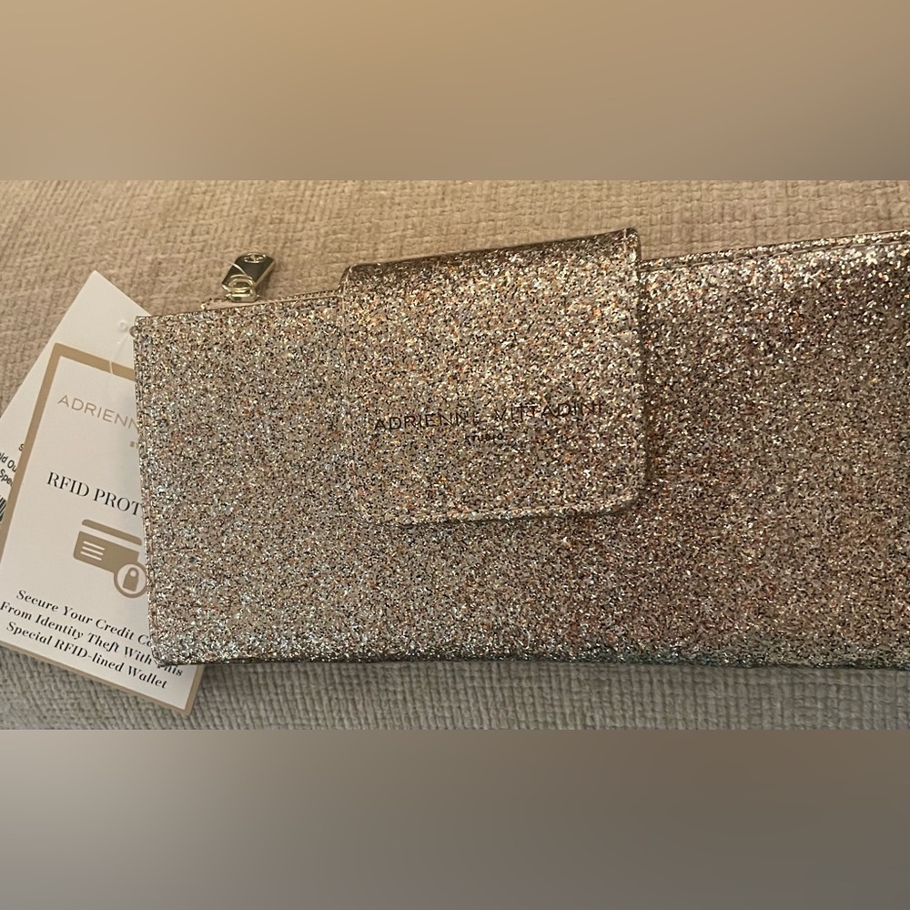 Brand New Adrienne Vittadini Wallet